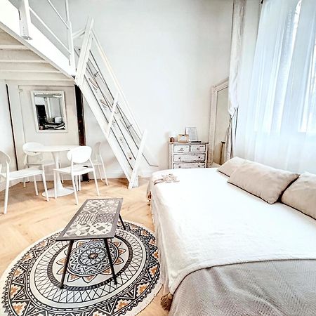 Ferienwohnung Mini Duplex 50M Du Vieux Port Cannes Exterior foto