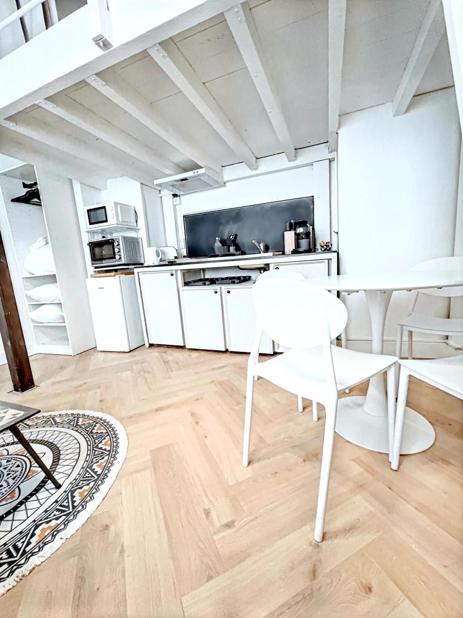 Ferienwohnung Mini Duplex 50M Du Vieux Port Cannes Exterior foto